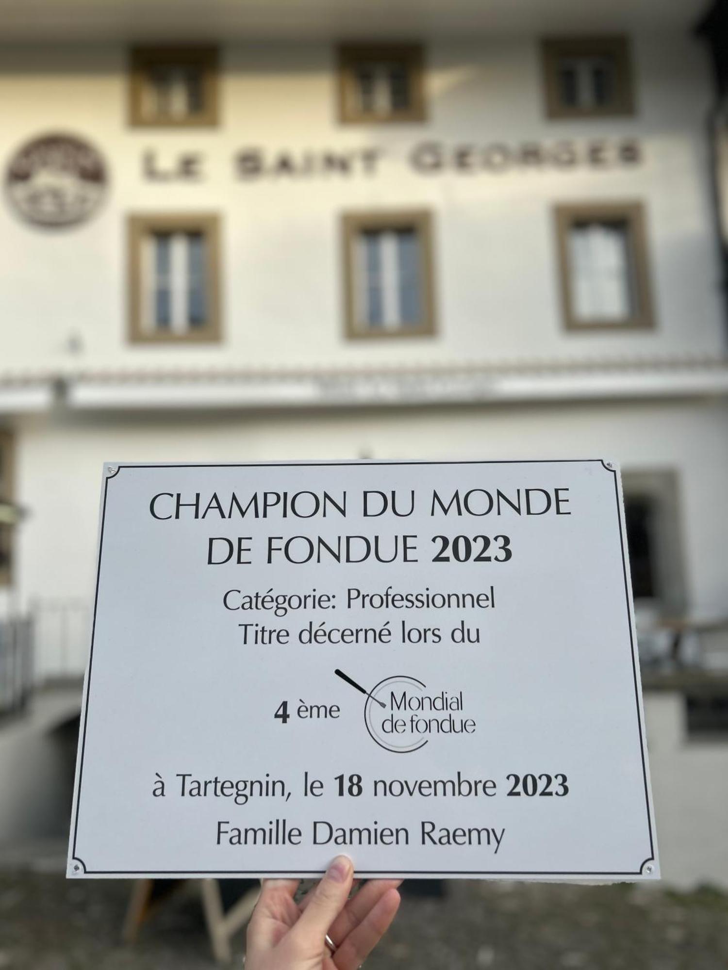 Le Saint Georges Hotel Gruyeres Bagian luar foto
