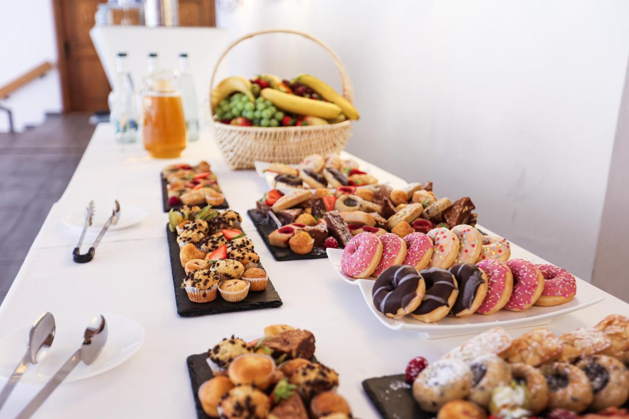 Le Saint Georges Hotel Gruyeres Bagian luar foto