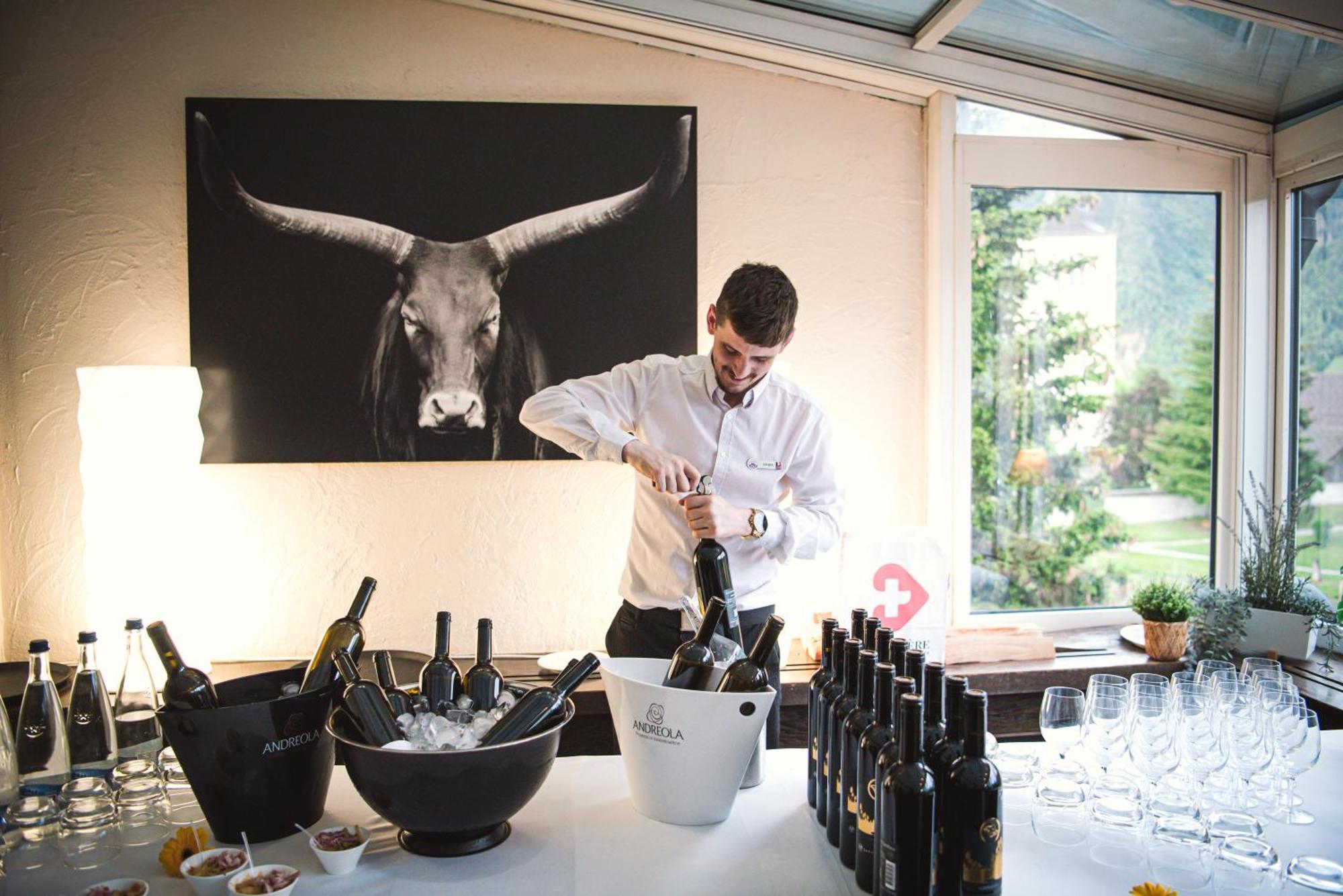 Le Saint Georges Hotel Gruyeres Bagian luar foto