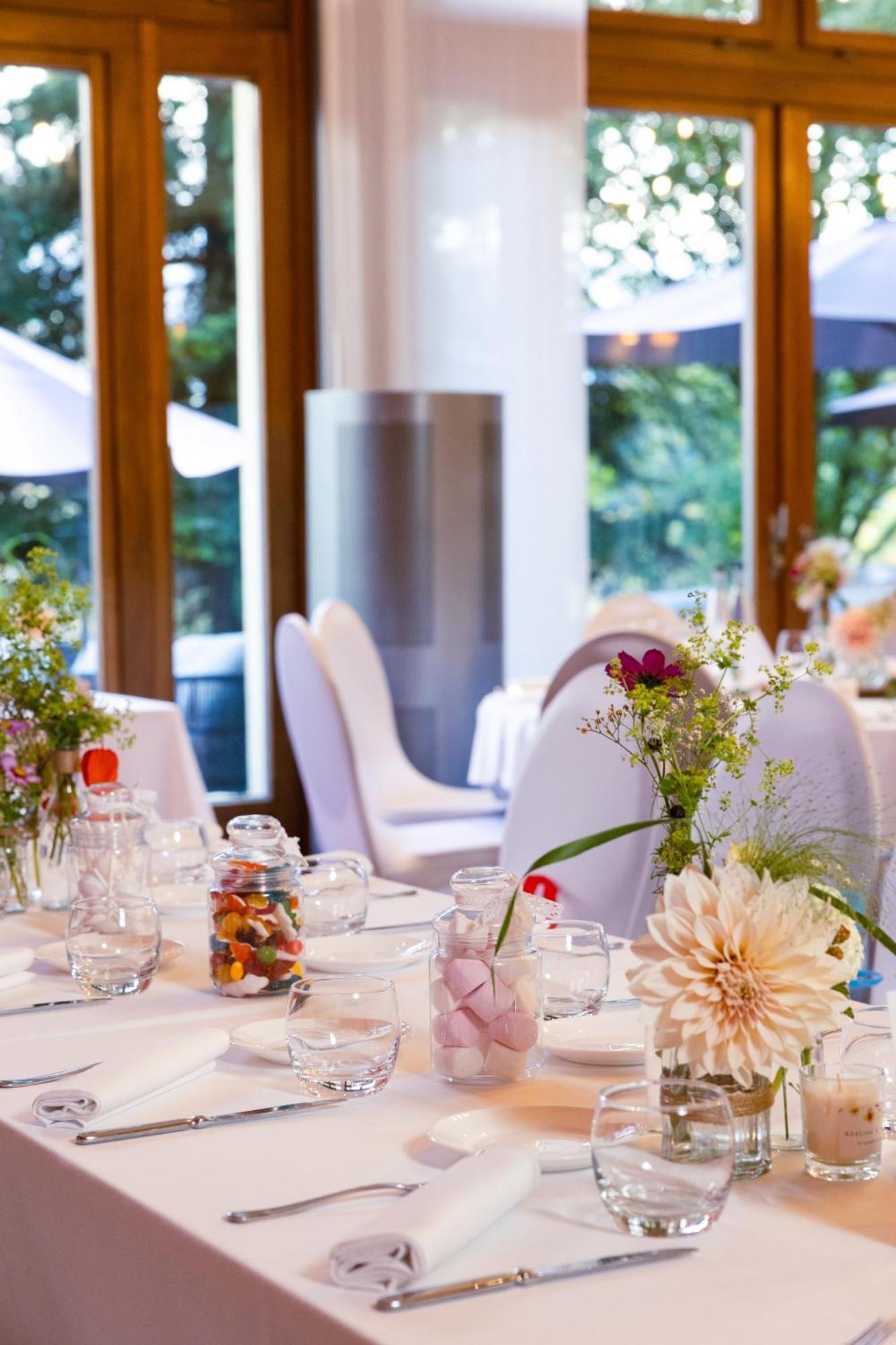 Le Saint Georges Hotel Gruyeres Bagian luar foto