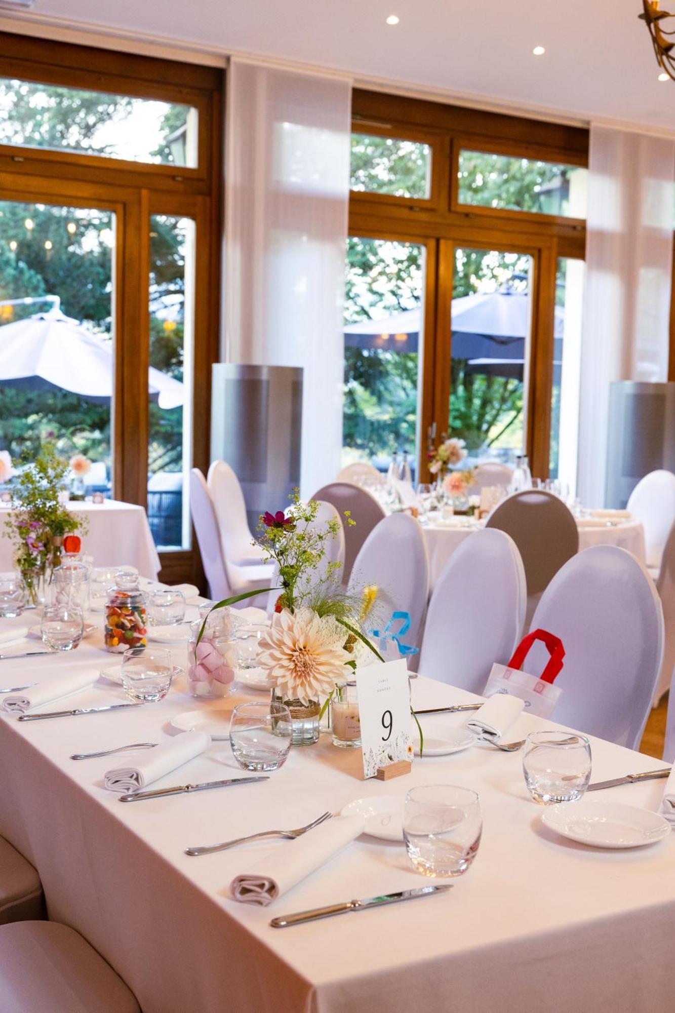 Le Saint Georges Hotel Gruyeres Bagian luar foto
