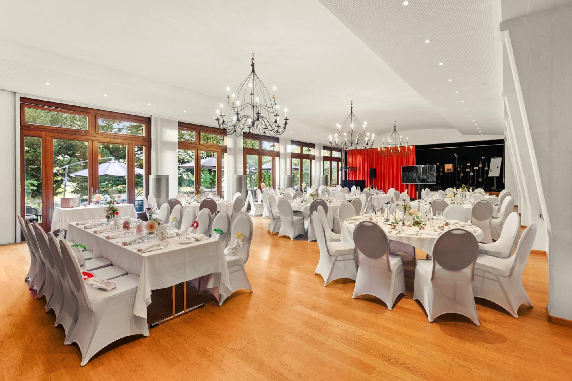 Le Saint Georges Hotel Gruyeres Bagian luar foto