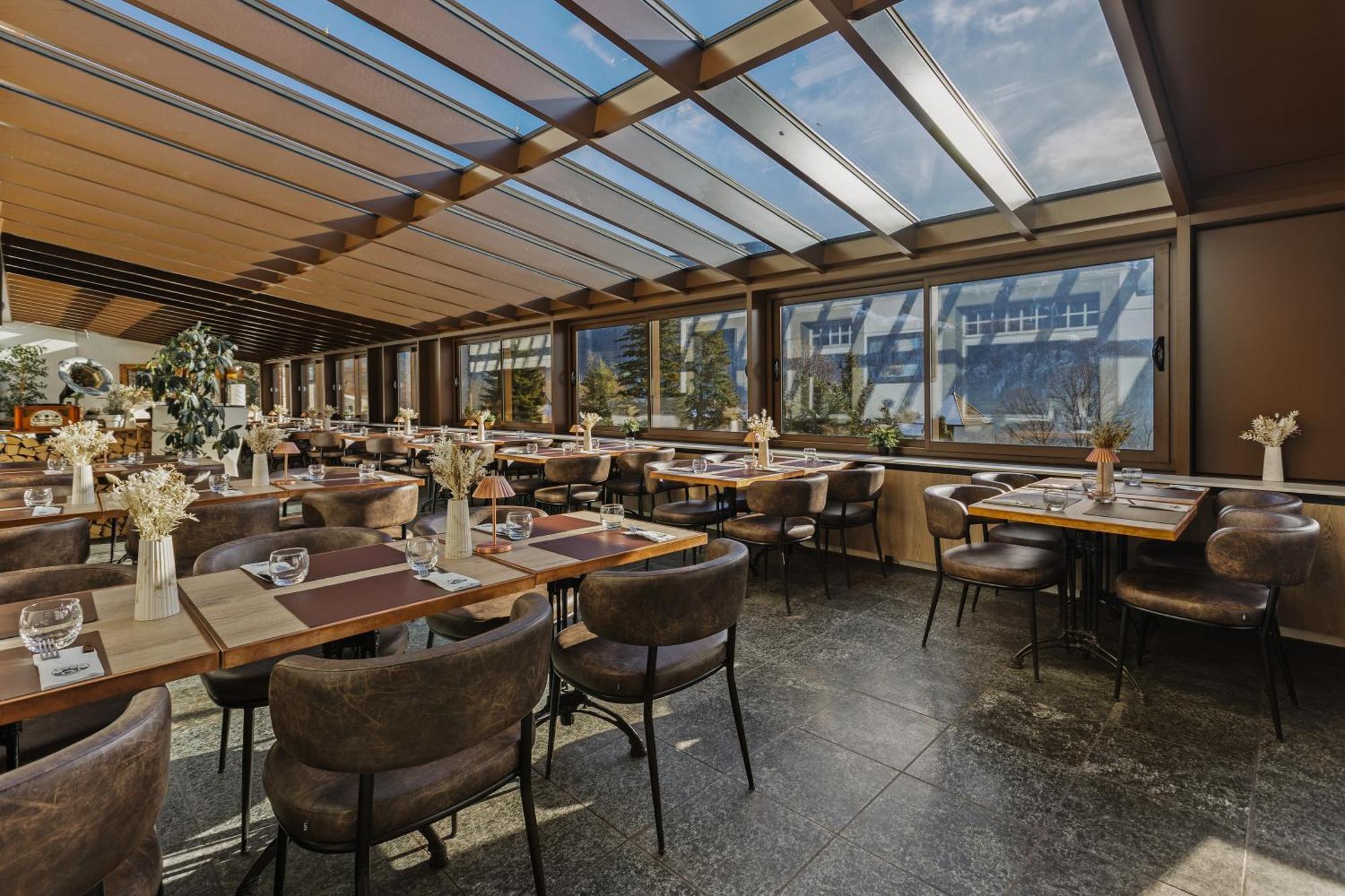 Le Saint Georges Hotel Gruyeres Bagian luar foto