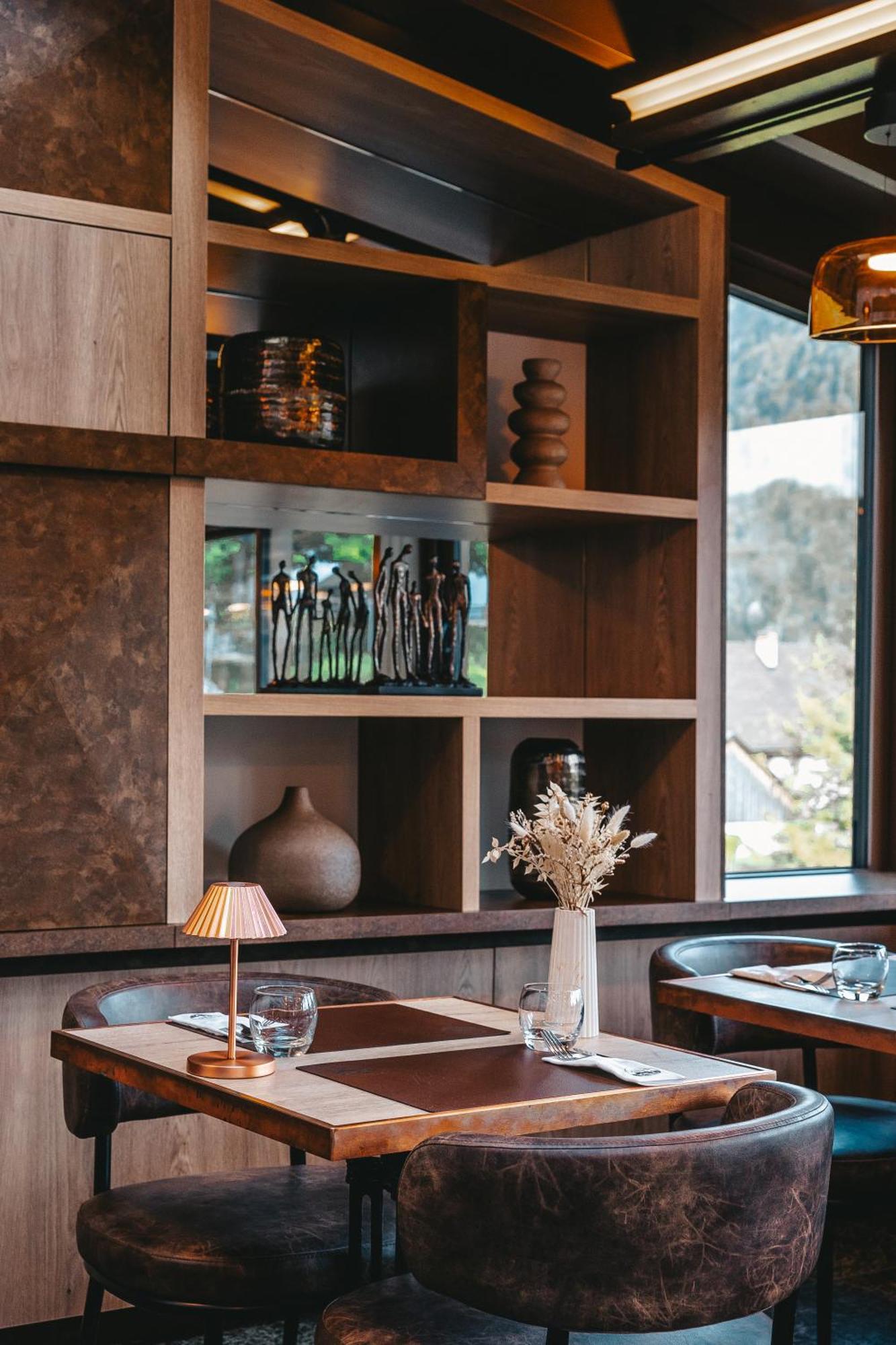 Le Saint Georges Hotel Gruyeres Bagian luar foto