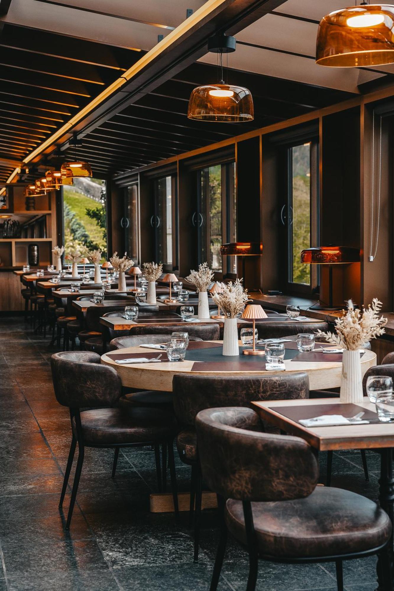 Le Saint Georges Hotel Gruyeres Bagian luar foto