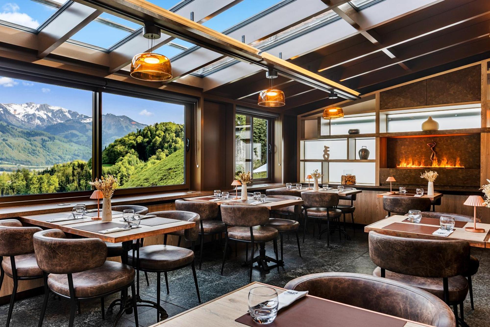 Le Saint Georges Hotel Gruyeres Bagian luar foto