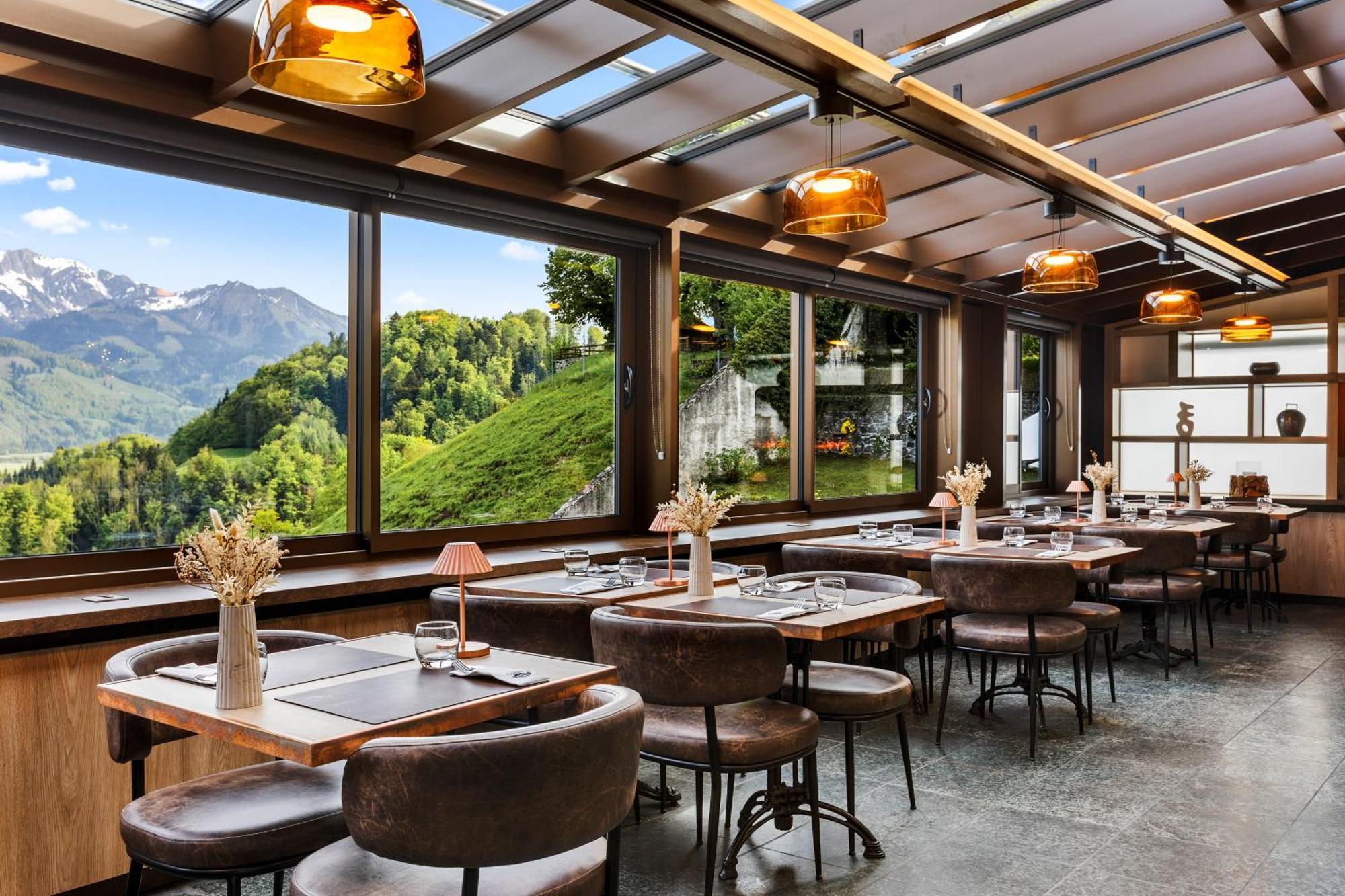 Le Saint Georges Hotel Gruyeres Bagian luar foto